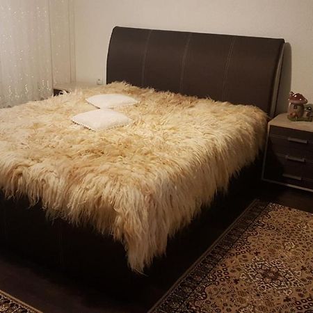Къща за гости Люнгови Zmeitsa Екстериор снимка