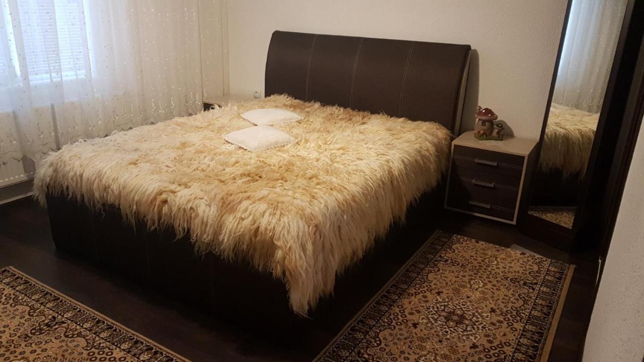 Къща за гости Люнгови Zmeitsa Екстериор снимка